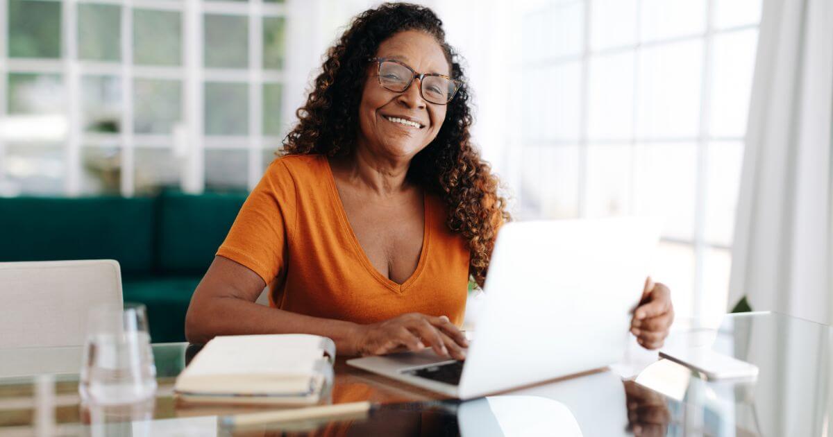 Best WFH Office Setup Tips to Maximize Productivity Gusto